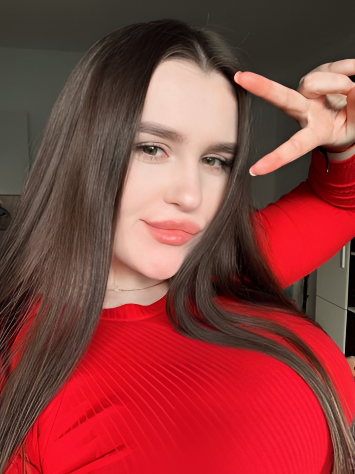 Лилия привлекальеная девушка из Ейска цена от 4000 руб