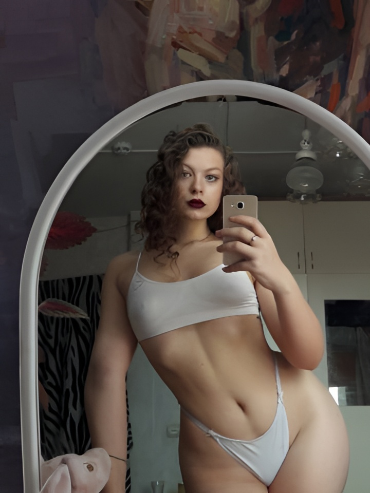 Снежана привлекальеная девушка из Ейска цена от 4000 руб