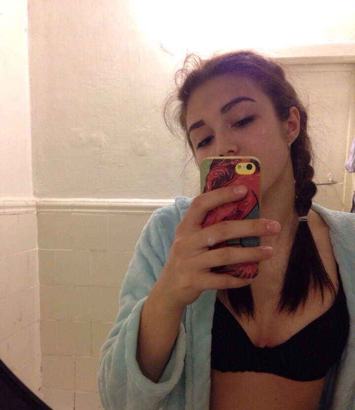 Надежда привлекальеная девушка из Ейска цена от 3000 руб