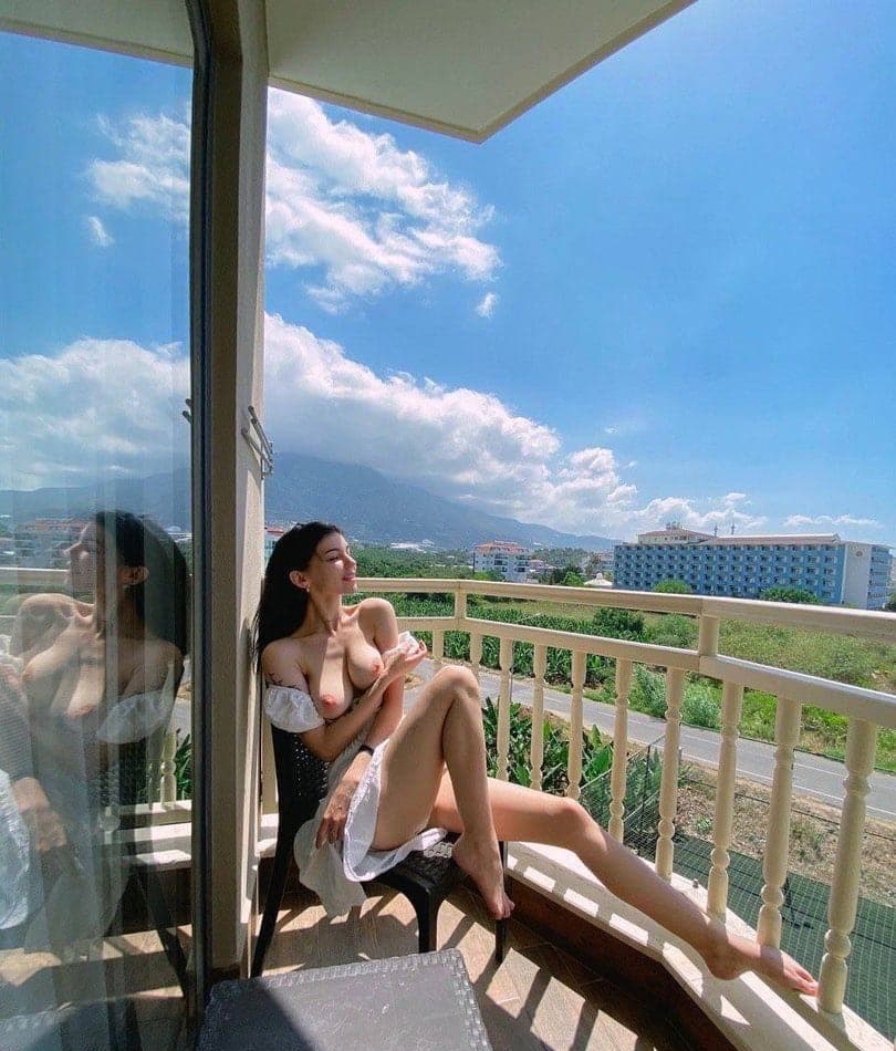 Зара привлекальеная девушка из Ейска цена от 3000 руб