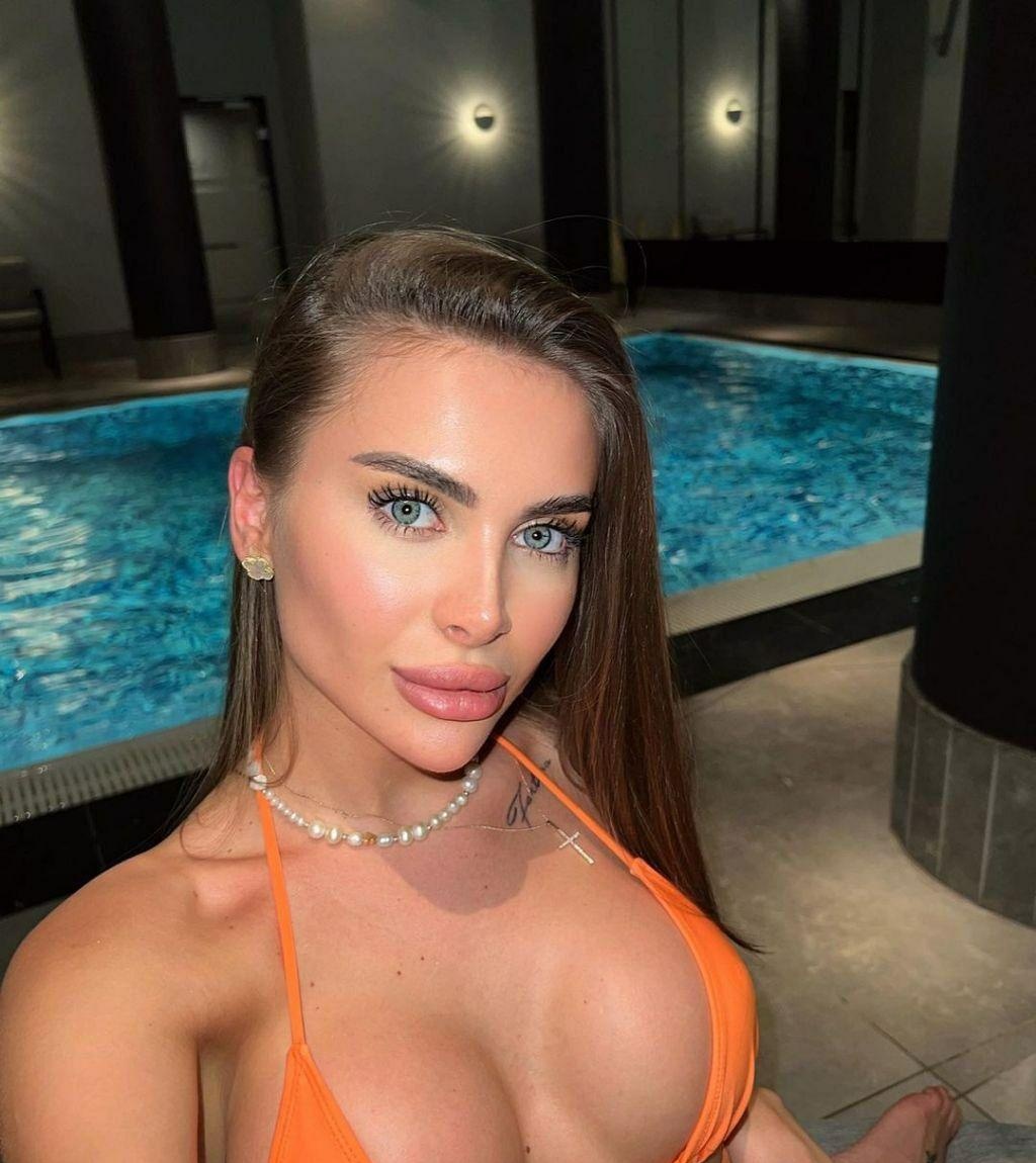 ЯНА привлекальеная девушка из Ейска цена от 5000 руб