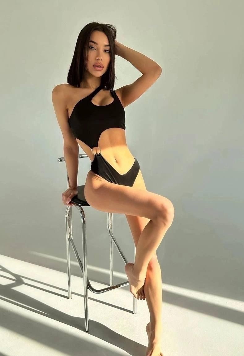 Оля привлекальеная девушка из Ейска цена от 6000 руб