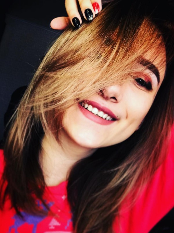 Виолетта привлекательная девушка из Ейска цена от 3500 руб