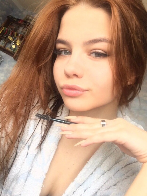 Инга привлекательная девушка из Ейска цена от 3500 руб