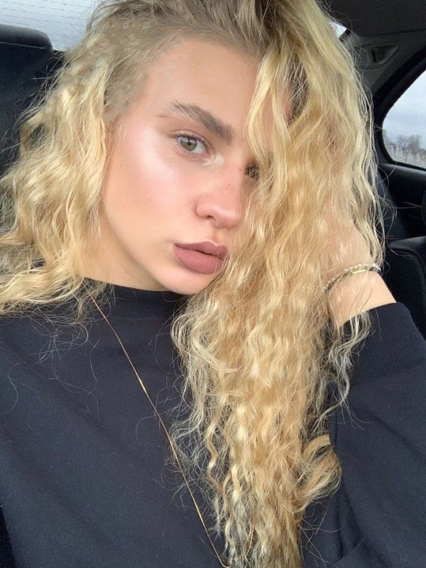 Люда привлекательная девушка из Ейска цена от 3500 руб