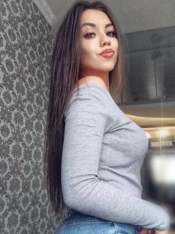 🎥 Элла привлекательная девушка из Ейска цена от 3500 руб