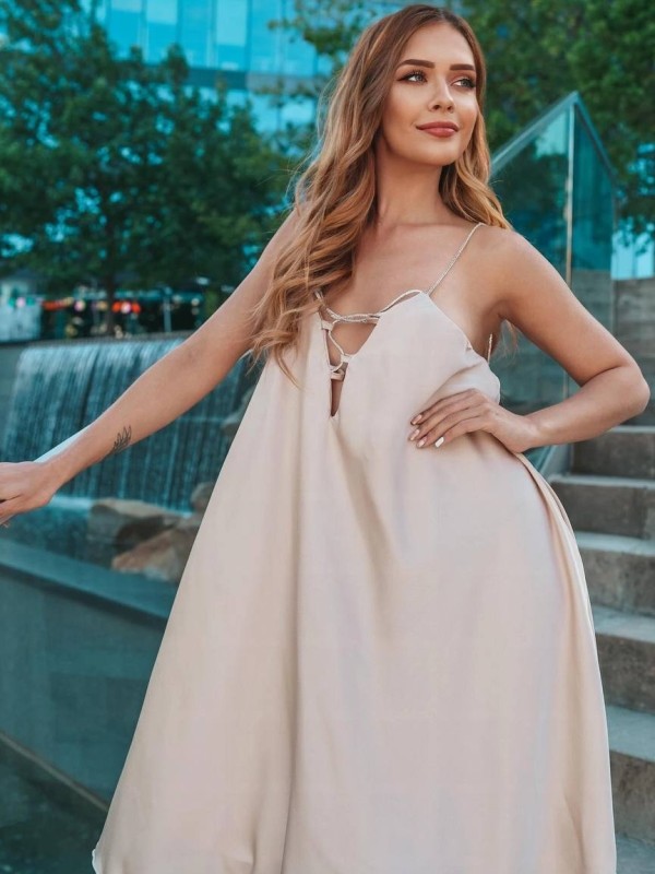 Николь привлекательная девушка из Ейска цена от 3000 руб