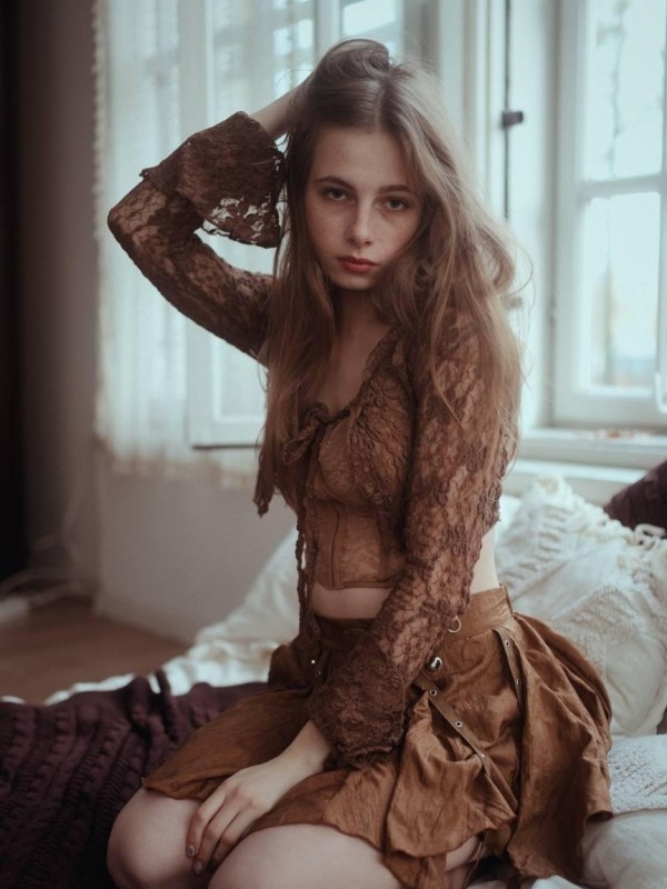 Лана привлекательная девушка из Ейска цена от 6000 руб